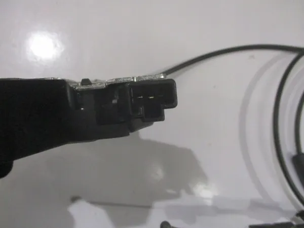 Kofferbakslot OEM COE959 voor Toyota Avensis T27 Sedan image 7