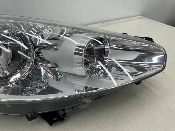 Faros derecho Peugeot 308 I T7 H7 image 5