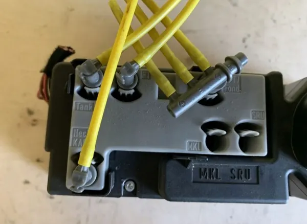 Bomba de cierre central OEM A2108002648 para Mercedes W210 image 5