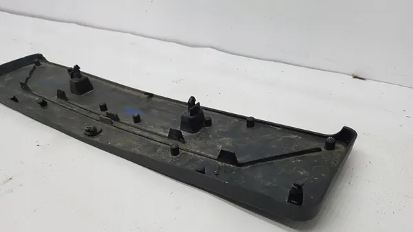 Moldura de placa Mercedes-Benz OE A2048850281 image 4