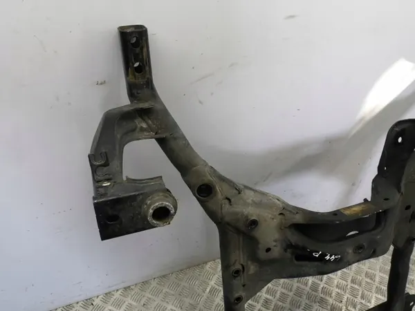 Framhjälpram OEM AMD90760 för Mini Cooper Countryman image 3