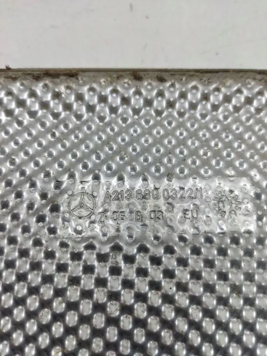 Escudos térmicos Mercedes AMG GT 4P OEM A2136800322 image 7