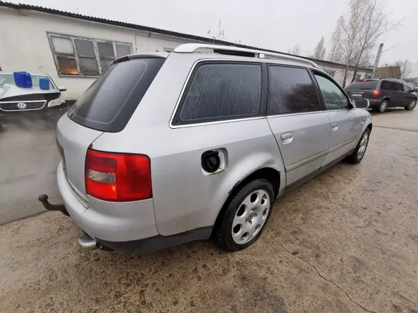 Pompe à carburant OEM 220801004 Audi A6 2.5L 2002 image 8