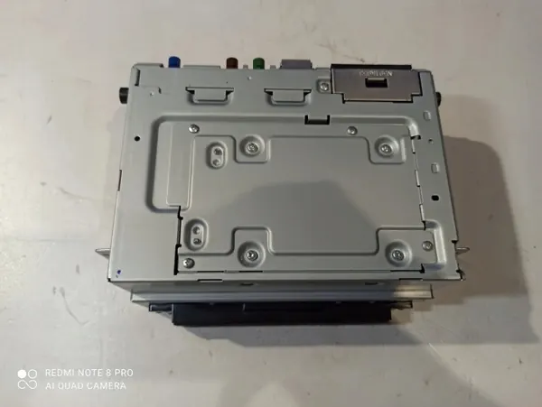 Volvo CD-vaihtaja OEM 31667310 S60 II 2.0L image 3