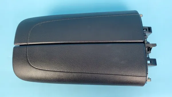 Accoudoir Mercedes EQE 350+ OEM A2956809603 image 2