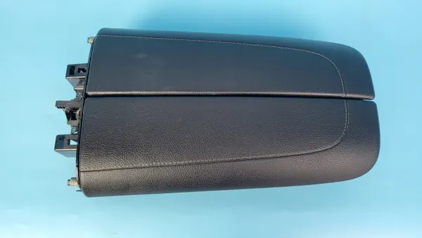 Accoudoir Mercedes EQE 350+ OEM A2956809603 image 5