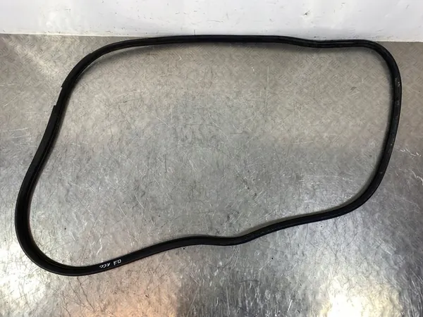 Vedação da porta dianteira Mitsubishi Eclipse Cross 2018 FOB53611 image 3