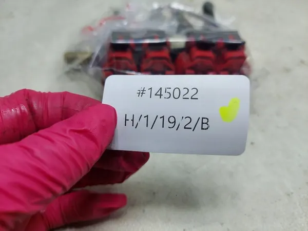 Rampe d'injecteurs de gaz 67R010104 Volkswagen Golf IV 110R000040 image 7