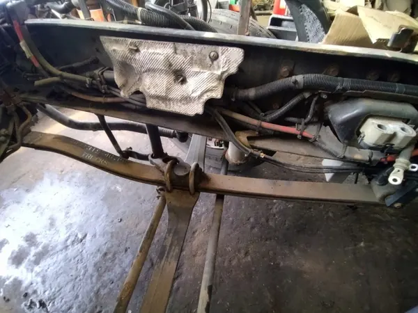 Etulehtijousi OEM 7421319747 Renault Gama T:lle image 2