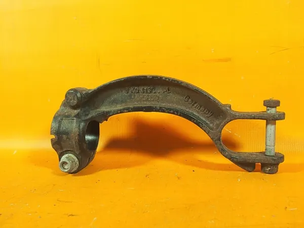 Audi A5 8T Rechter Stoßdämpferhalter OEM 8k0413038l image 4