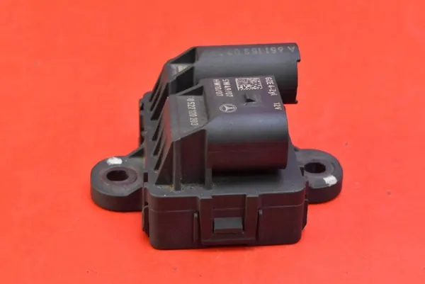 MERCEDES E-LUOKKA Kynttilärele A6511530279 image 5