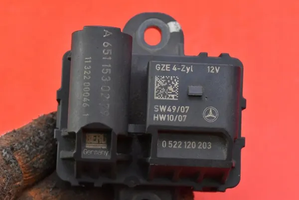 MERCEDES E-LUOKKA Kynttilärele A6511530279 image 7