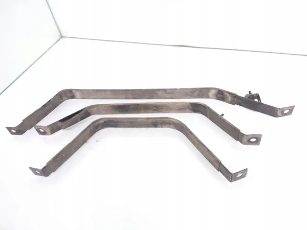 Toyota Polttoainesäiliön Kiinnitys OEM 7F - Käytetty image 2