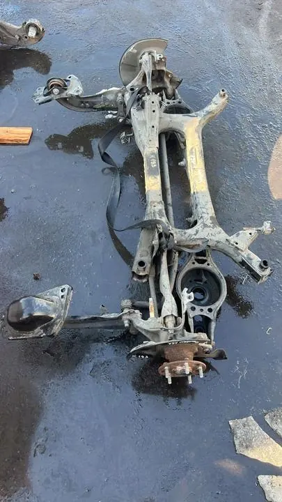 Toyota C-HR Bakre bromsbelägg OEM 51206F4120 image 2