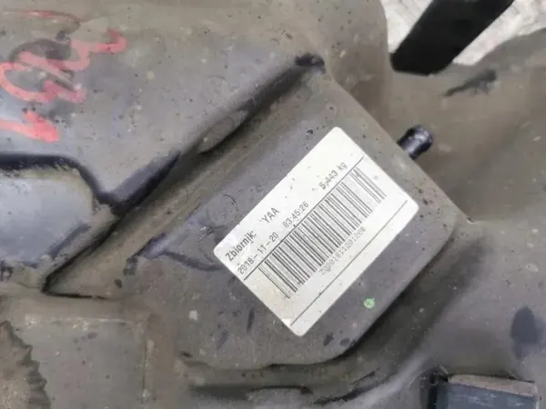 Tanque Suzuki Vitara OEM 8910161MX - Usado image 6