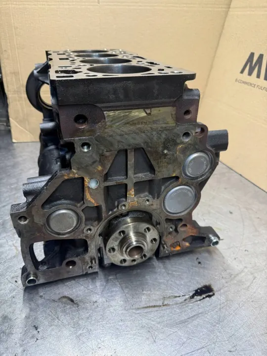 Motorblok XLV2470 voor 2.0 TDI DGC VW Golf VII image 9