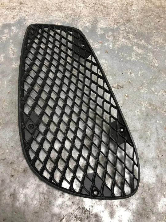 Grille de pare-chocs avant droit Mercedes W212 AMG A2128850623 image 2