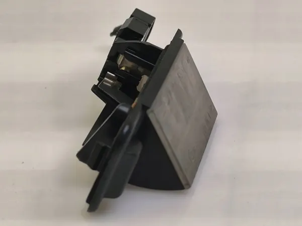 BMW OEM 18288141 Kennzeichenleuchte - Gebraucht image 3