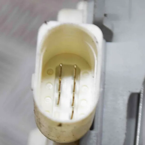 Porsche Macan (95B) 2015 Höger Framdörrslås image 5