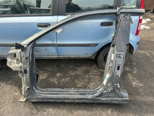 VW Arteon 17-20 Garniture Pilier Gauche OEM image 2