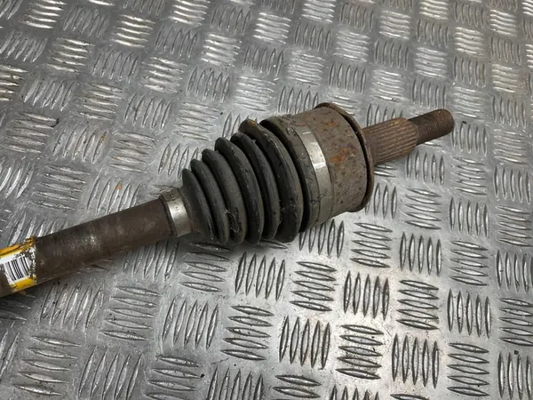 Arbre de transmission avant droit Chevrolet Equinox P15934409 image 9