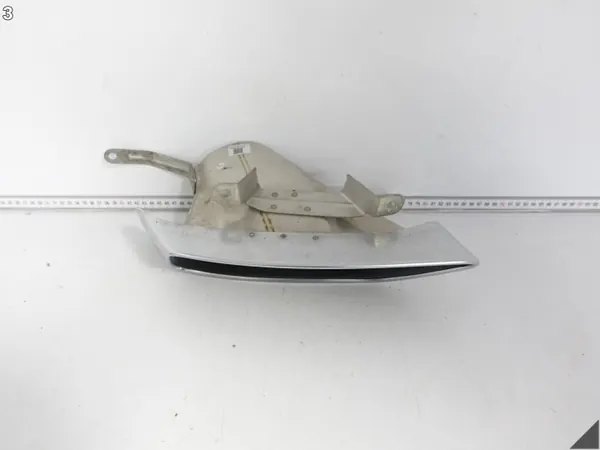 Audi OE Terminal de escape esquerdo OEM 8W0253825L image 4