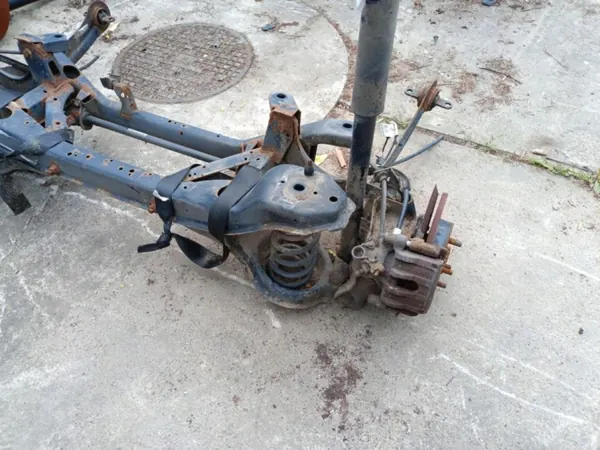 Volvo V40 II Hinterachsschwinge OEM Wrakowisko-16176- image 8