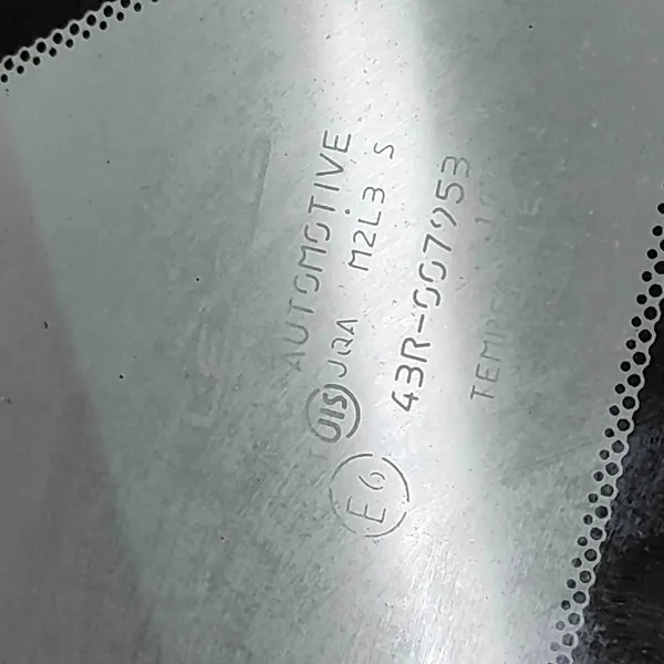 Vitre arrière gauche OEM 6272076020 Lexus CT Hybride image 5