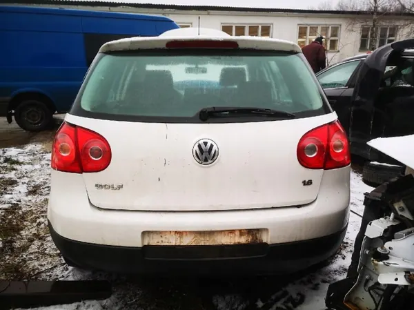 Colector de escape OEM 2303927 VW Golf 1.6L 2004 image 9