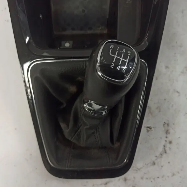 Estrutura do Túnel Skoda Octavia IV Bolsa OEM 5E4863212E image 3