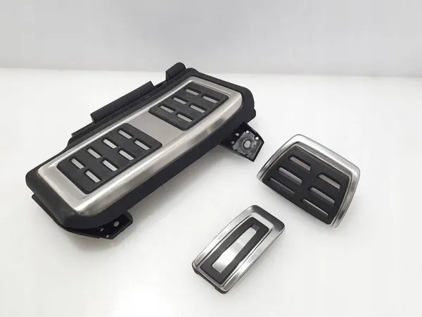 Volkswagen Tiguan II Chrompedalabdeckungen DSG image 2