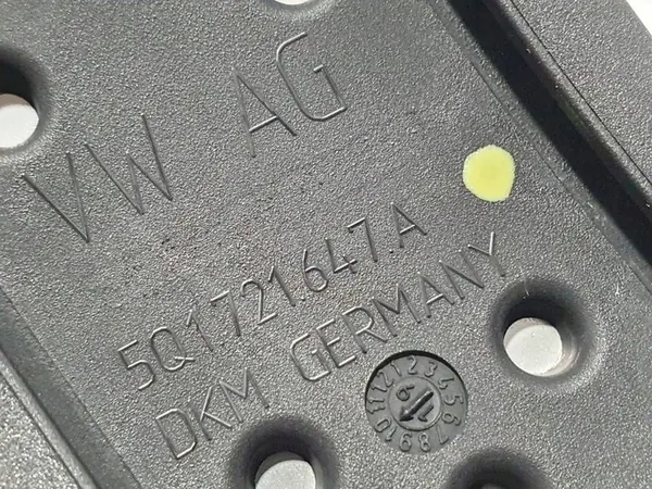 Volkswagen Tiguan II Chrompedalabdeckungen DSG image 6