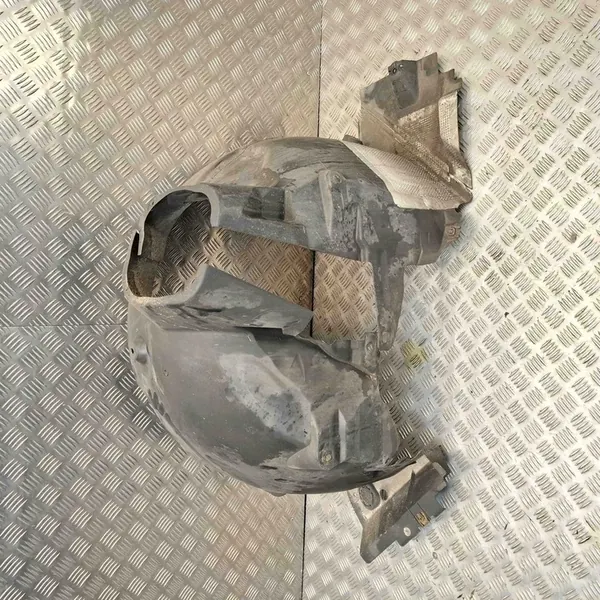 Fram höger hjulhus MERCEDES-BENZ C (W204) A2046905630 image 2