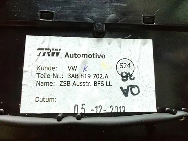 Grelha de Ventilação Console VW Passat B7 Direita OEM 3AB819702A image 4