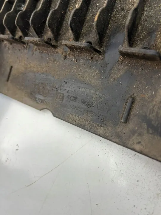 OEM 4G88074611A Voorbumper Kap Audi A7 S7 image 9