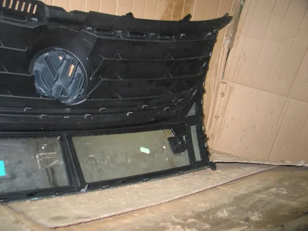 Grille VW Touran I OEM 1T0853651D - Chrome Complet image 10