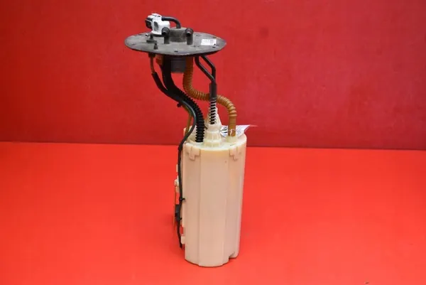 Bomba de combustível KIA Sorento 2005 31150-3E400 image 4