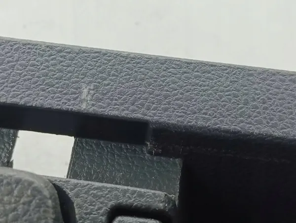 Support de rouleau de coffre OEM 3G858832 pour VW Passat B8 image 5