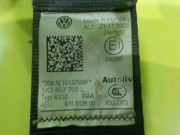 VW Golf VI 1.4 TSI 09 linker voorste veiligheidsgordel 1K3857705L image 4