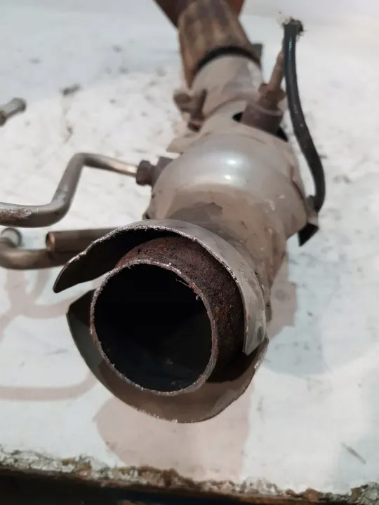 OEM RURA WYDECHOWA TŁUMIK DRGAŃ Nissan Qashqai J10 image 8