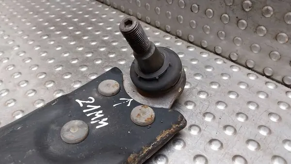 Braccio di Controllo Anteriore Sinistro Volvo C30 C70 S40 II V50 OEM 4M51-3A424-AF image 3