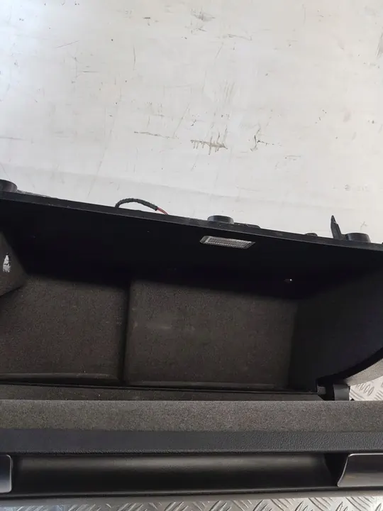 Audi A3 Hansikasetti OE 8P1857035G image 6