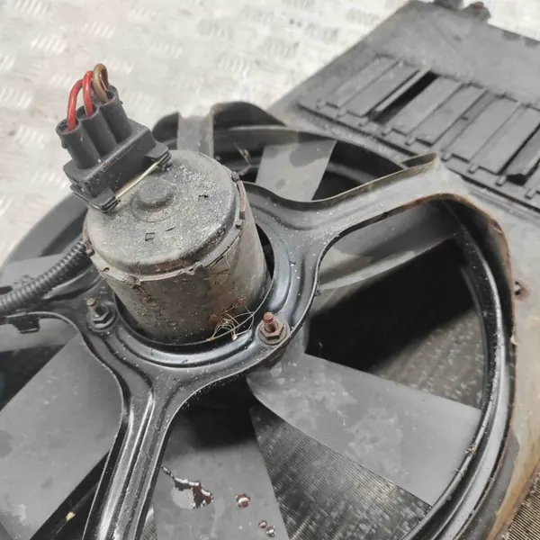 VW Kühlteil OEM 1E0121253A für Golf III Cabriolet image 10