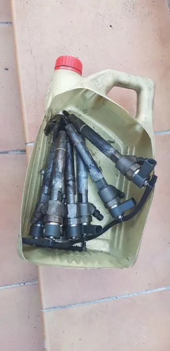 Mercedes W211 3.2 CDI Einspritzschiene OEM A1630700195 image 3