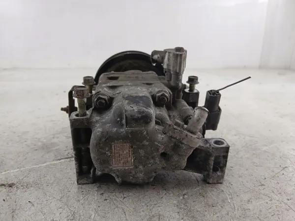 Compresseur de climatisation Mazda 6 GG image 4