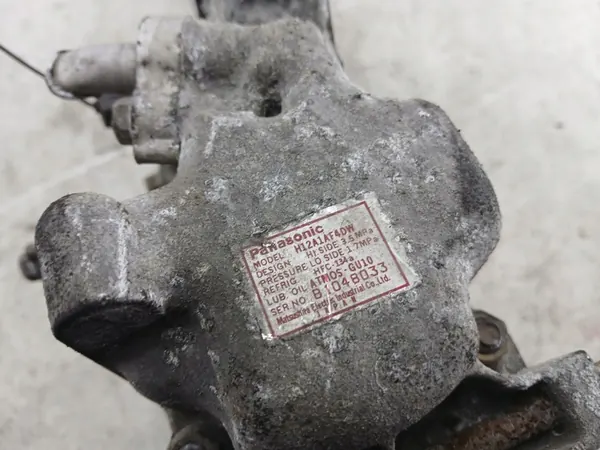 Compresseur de climatisation Mazda 6 GG image 6