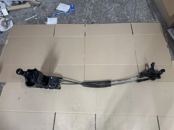 Pomo de Mudanças OEM 5QA711265B para VW Touran image 2