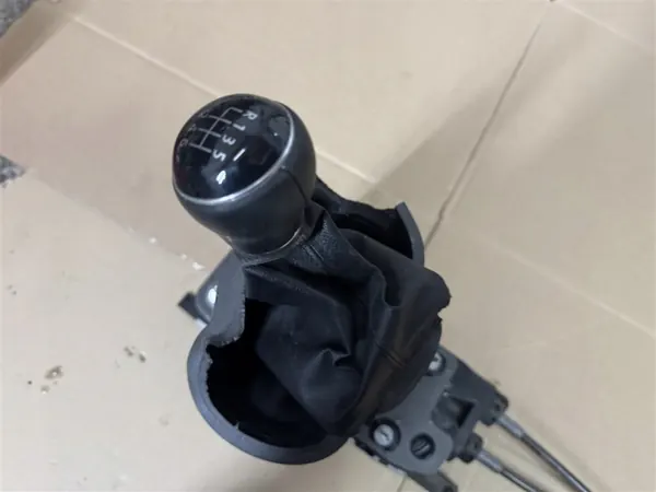 Pomo de Mudanças OEM 5QA711265B para VW Touran image 5