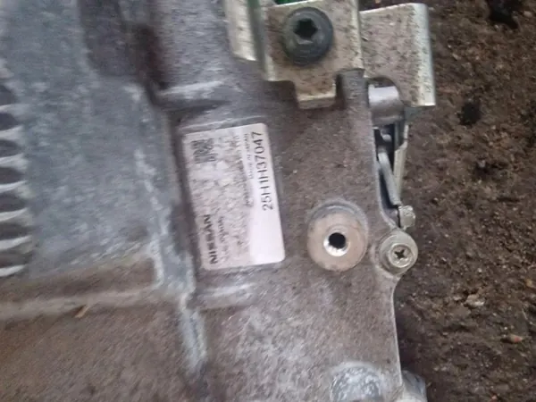 Onduleur Nissan OEM 25H1H37047 Usagé 0.0L Électrique image 3