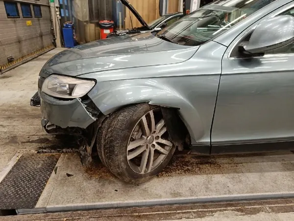 Pakoputken keräin OEM 059253033L Audi Q7 3.0L image 7